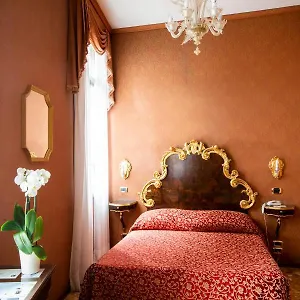 https://ateneo-venice-30124.hotelslidodijesolo.com